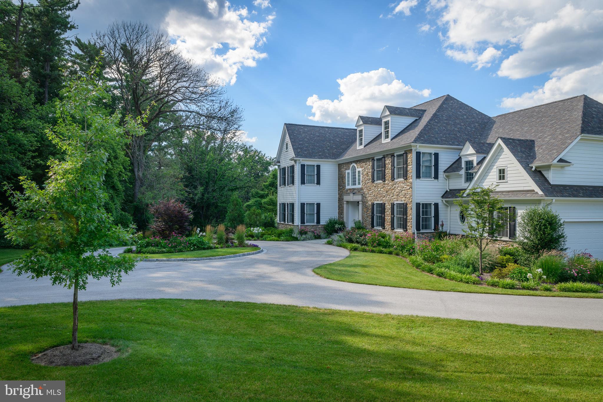 295 Hares Lane Wayne, PA 19087 - Photo 2 of 8