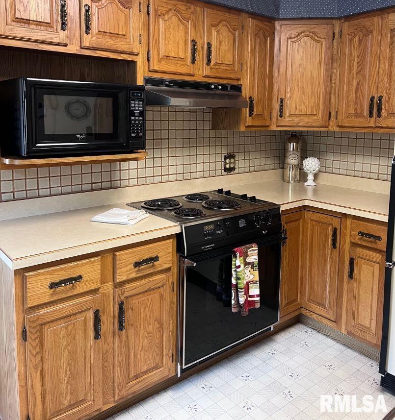 301 West Lake Shore Drive Springfield, IL 62703 - Photo 18 of 34 Gallery Image 18