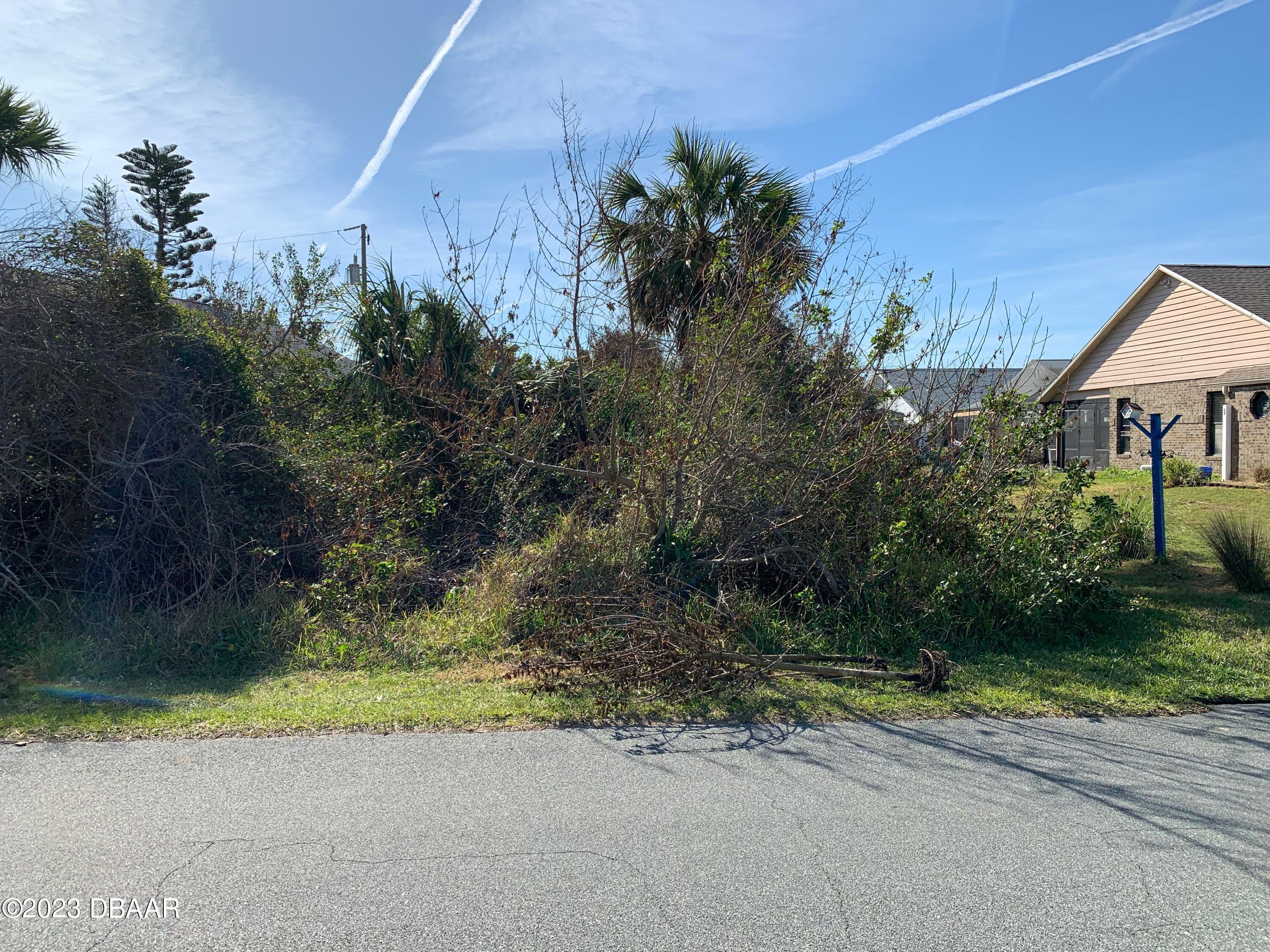 26 Capistrano Drive Ormond Beach, FL 32176 - Photo 8 of 11 Front