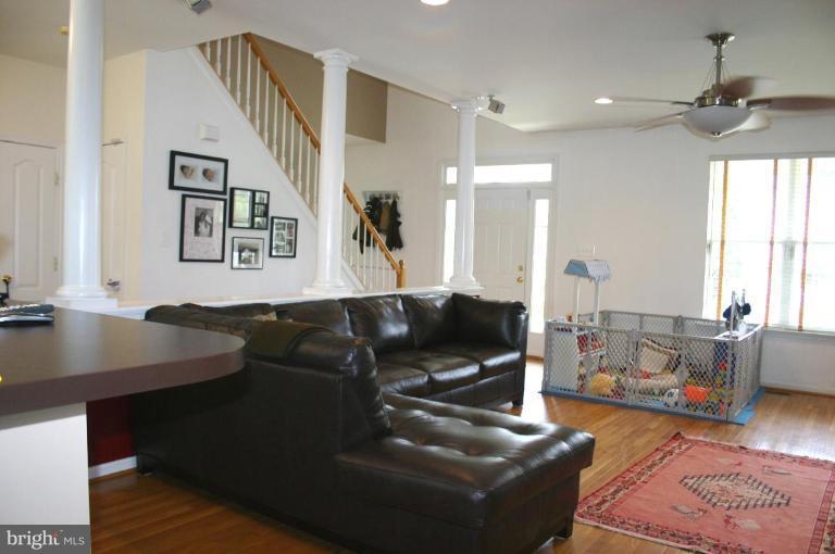 1765 Rudolph Lane Lusby, MD 20657 - Photo 9 of 29 Entrance / Foyer