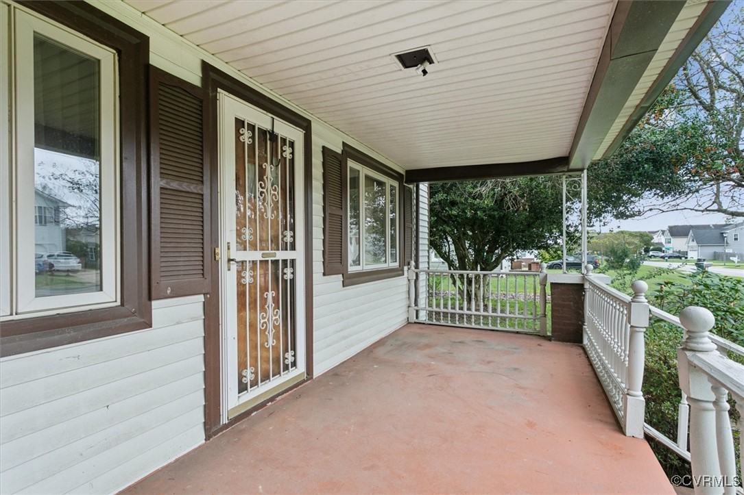 456 Queens Creek Road Williamsburg, VA 23185 - Photo 2 of 44 a view of a porch