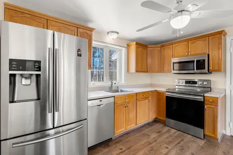 $529,000 | 3 Pemigewasset Circle, Derry, NH 03038