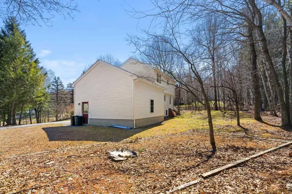 $529,000 | 3 Pemigewasset Circle, Derry, NH 03038