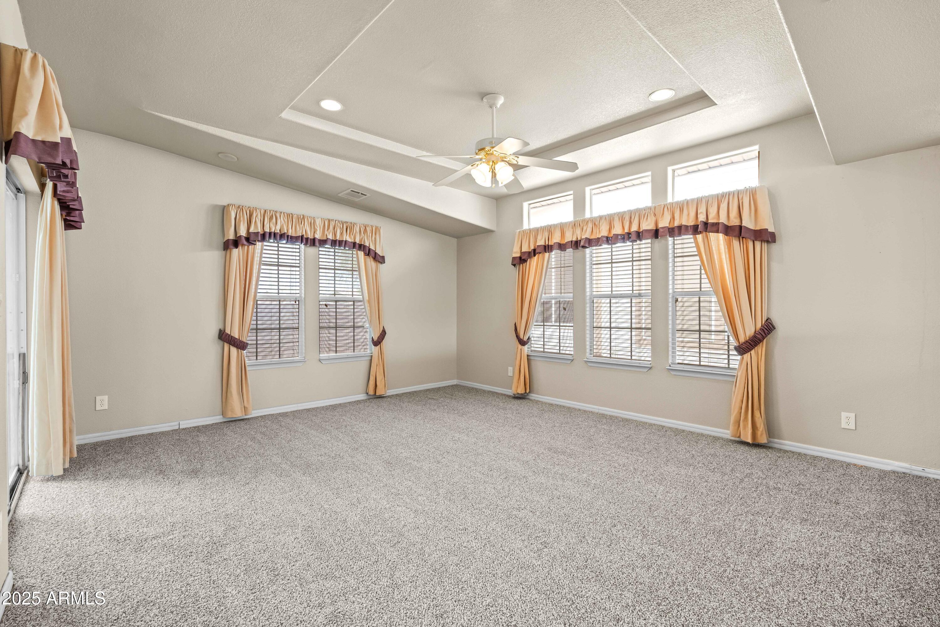 3301 South Goldfield Road, Unit 2102 Apache Junction, AZ 85119 - Photo 12 of 54 2g family room