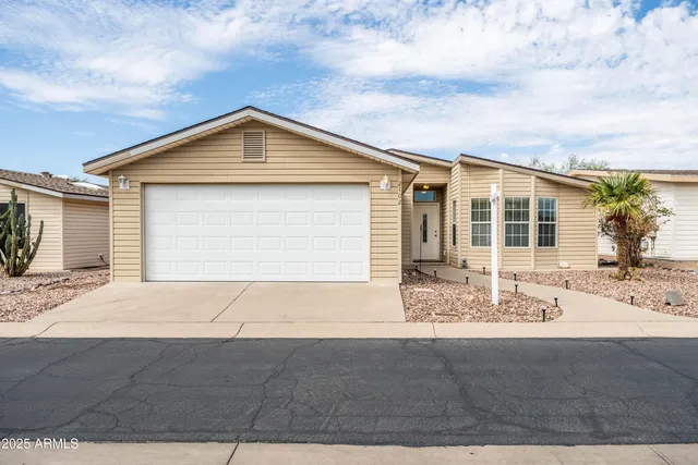 $179,000 | 3301 South Goldfield Road, Unit 2102, Apache Junction, AZ 85119