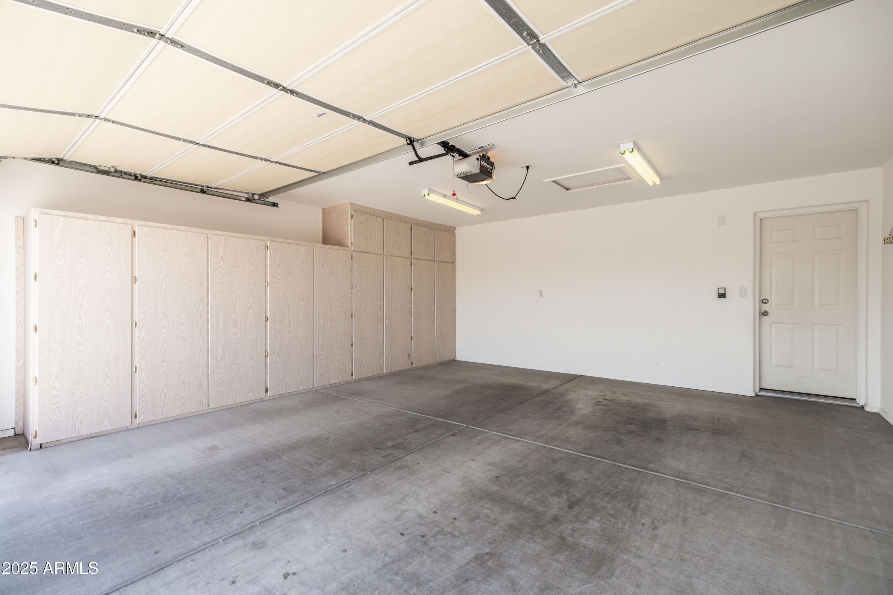 3301 South Goldfield Road, Unit 2102 Apache Junction, AZ 85119 - Photo 36 of 54 5h garage