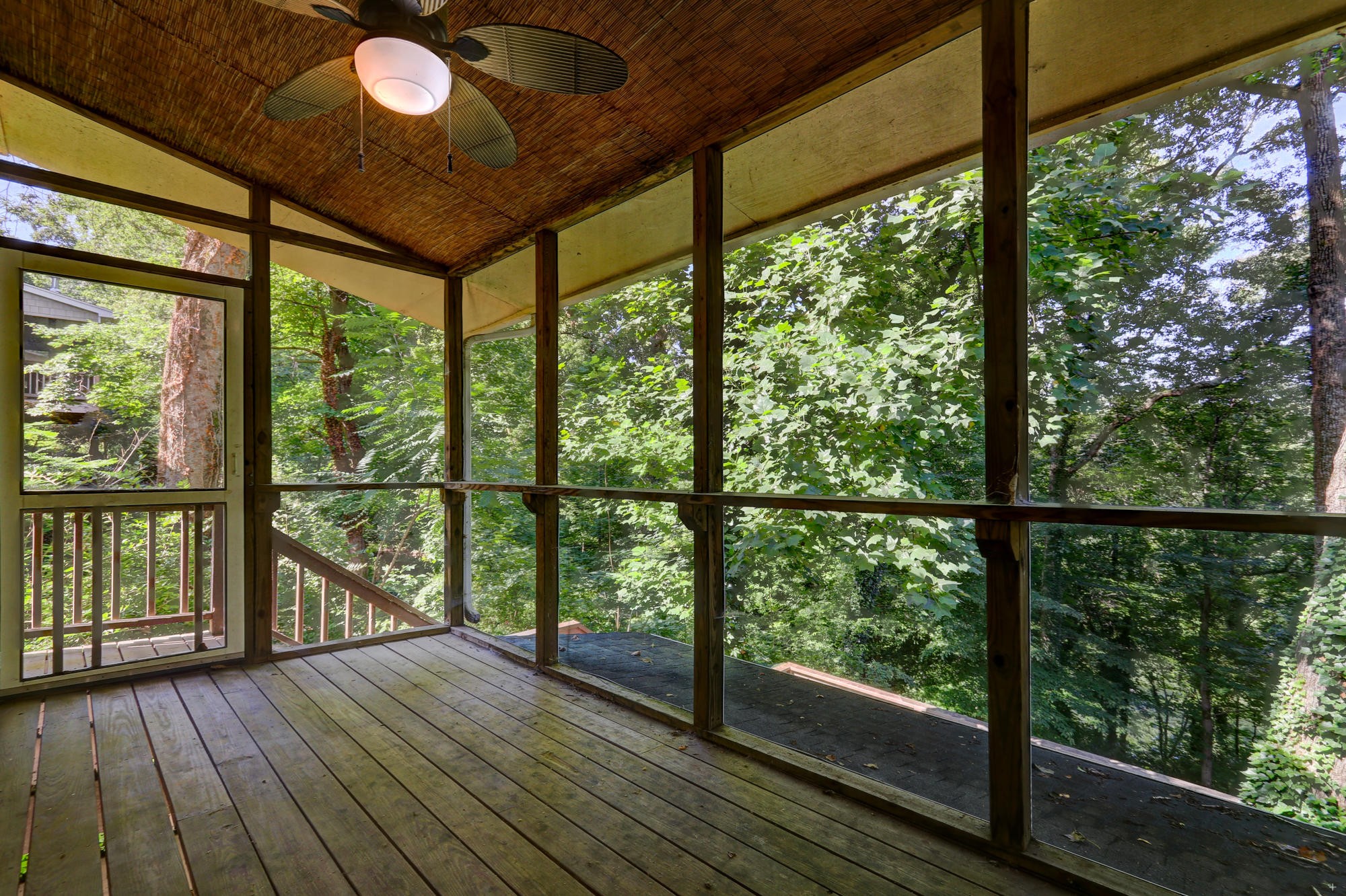 1521 Duncan Road Knoxville, TN 37919 - Photo 12 of 32 Gallery Image 12