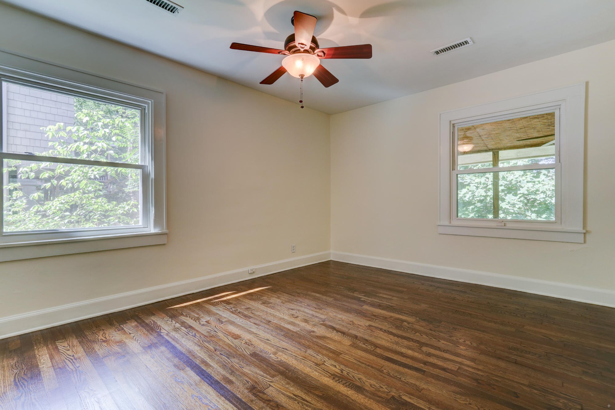 1521 Duncan Road Knoxville, TN 37919 - Photo 16 of 32 Gallery Image 16
