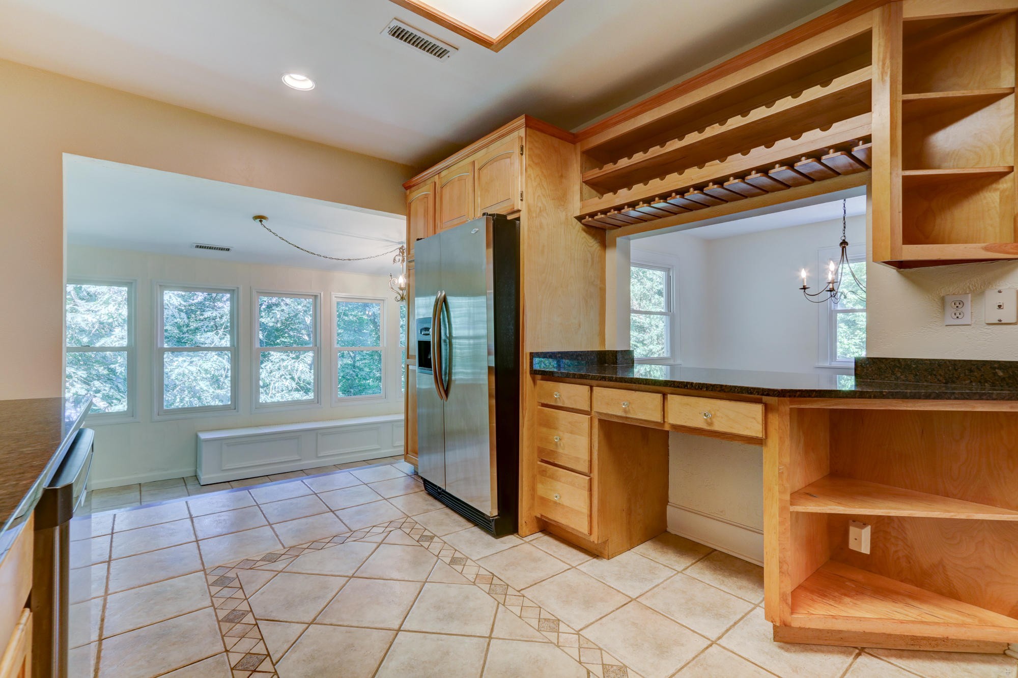 1521 Duncan Road Knoxville, TN 37919 - Photo 9 of 32 Gallery Image 9