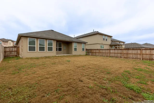 a black and white photo of a floor plan
