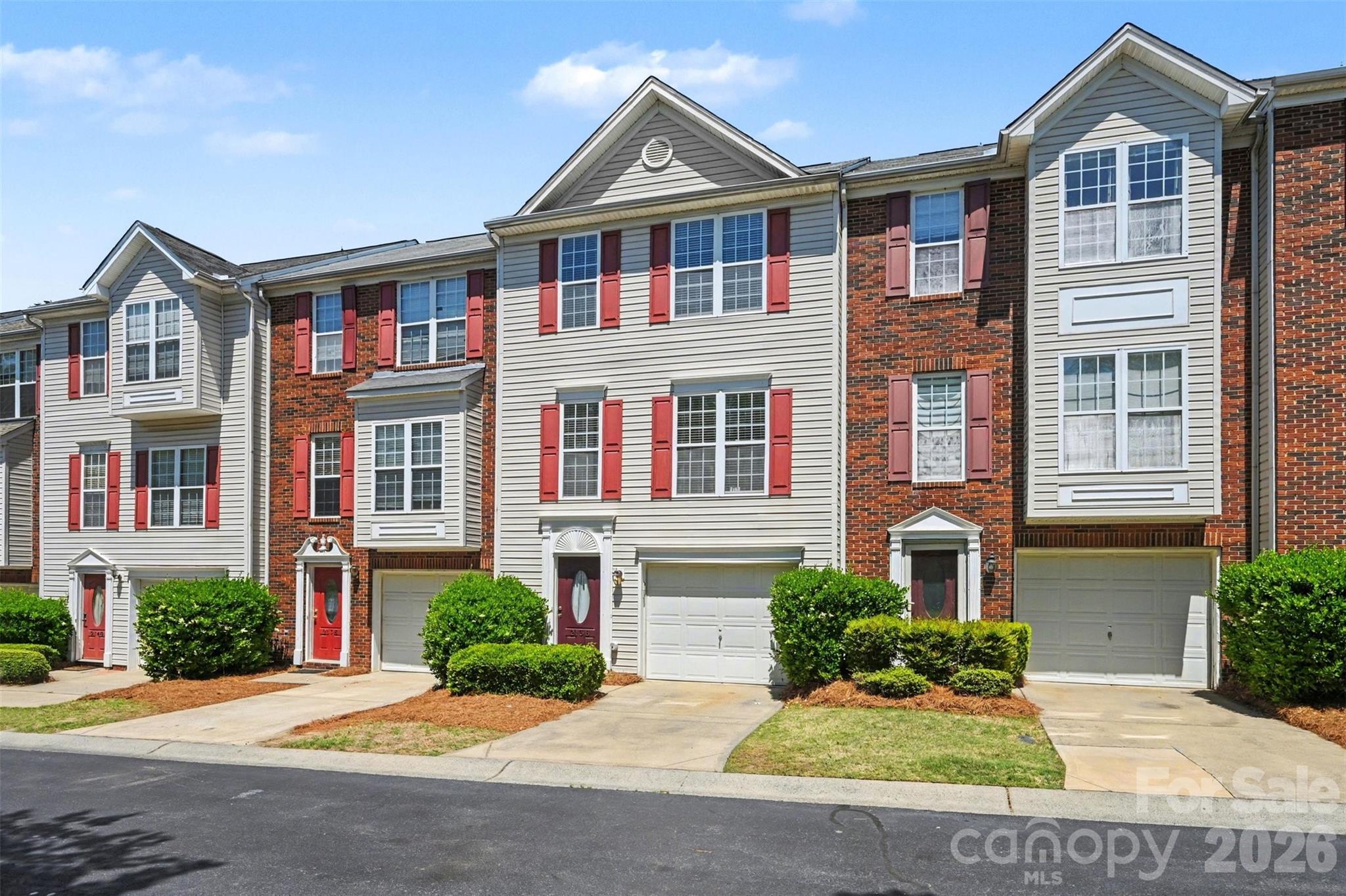 2136 Midnight Blue Lane Fort Mill, SC 29708 - Photo 2 of 41