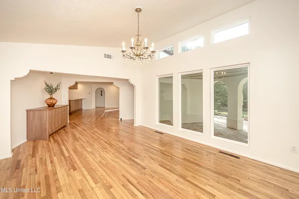 $1,398,990 | 132 Pine Drive, Ocean Springs, MS 39564