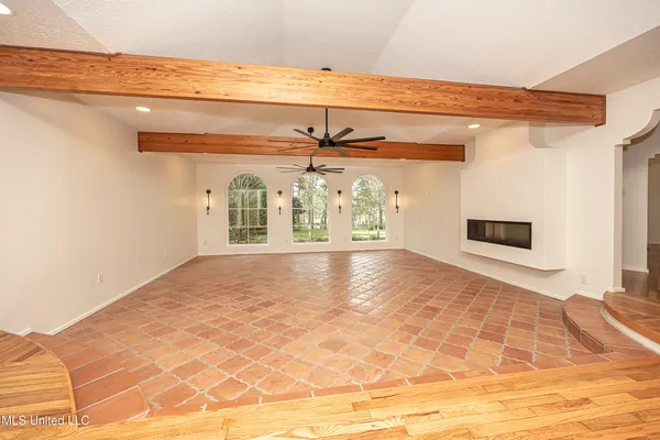 $1,398,990 | 132 Pine Drive, Ocean Springs, MS 39564