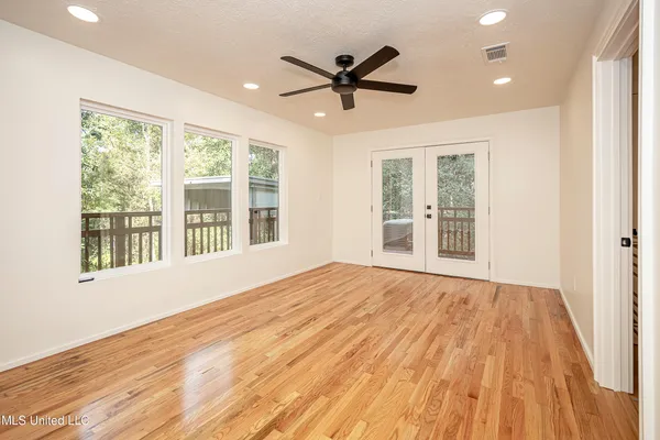 $1,398,990 | 132 Pine Drive, Ocean Springs, MS 39564