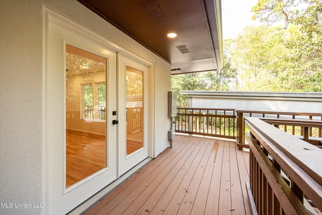 $1,500,000 | 132 Pine Drive, Ocean Springs, MS 39564