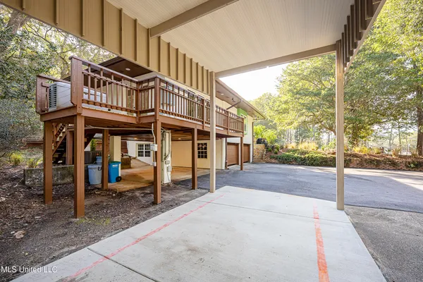 $1,398,990 | 132 Pine Drive, Ocean Springs, MS 39564