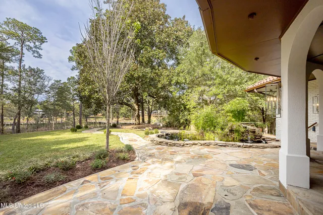 $1,500,000 | 132 Pine Drive, Ocean Springs, MS 39564