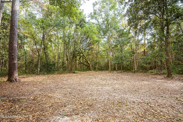 $1,500,000 | 132 Pine Drive, Ocean Springs, MS 39564