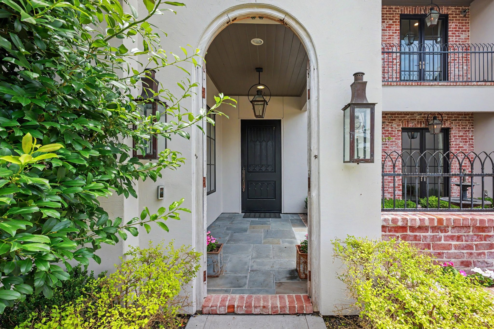 9317 Walterville Road Houston, TX 77080 - Photo 4 of 50