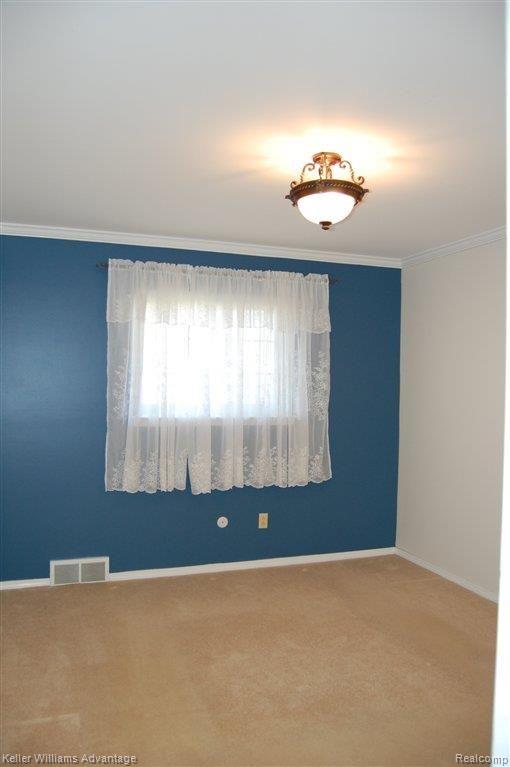 16822 Riverside Drive Livonia, MI 48154 - Photo 6 of 16 Bedroom 1.JPG