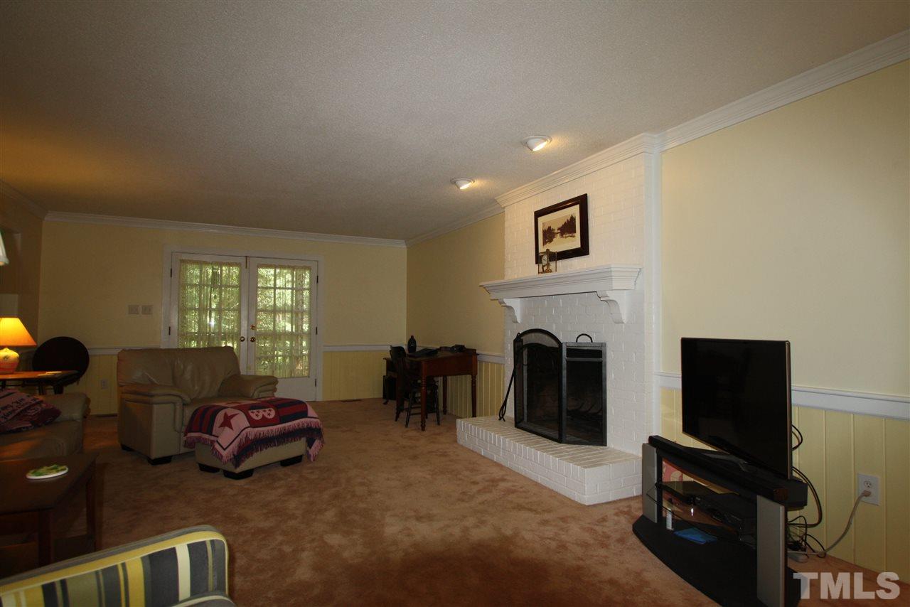 8624 Langtree Lane Raleigh, NC 27613 - Photo 7 of 25