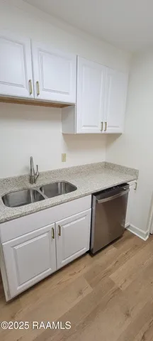 $1,400 | 110 West Bayou Parkway, Unit 602, Lafayette, LA 70503