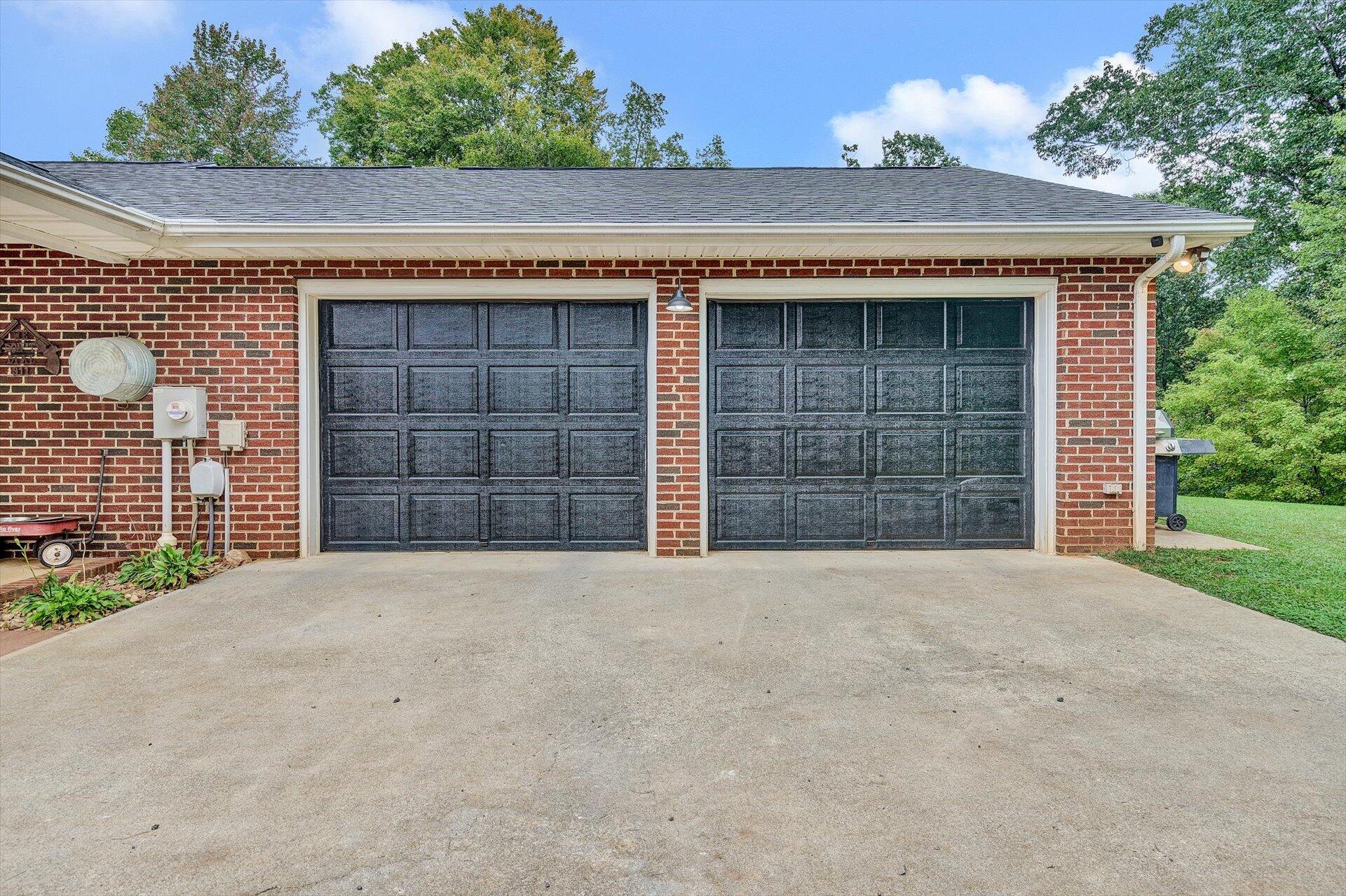 415 Eton Road Hardy, VA 24101 - Photo 23 of 44 a view of an house with a garage