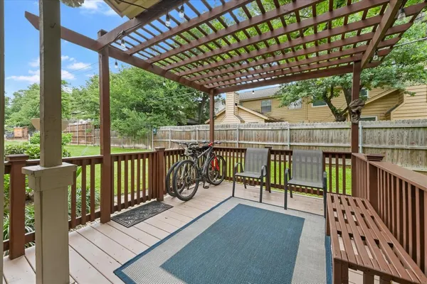 $178,900 | 1463 Meadowood Village Drive, Fort Worth, TX 76120