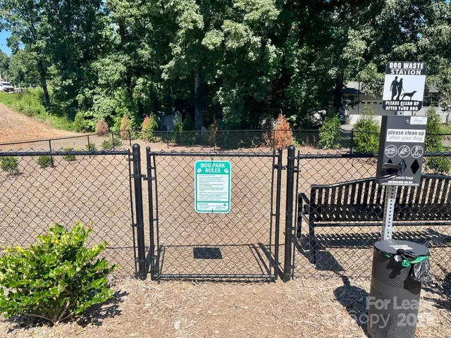 $1,850 | 4455 Reed Crk Drive, Unit 305, Sherrills Ford, NC 28673