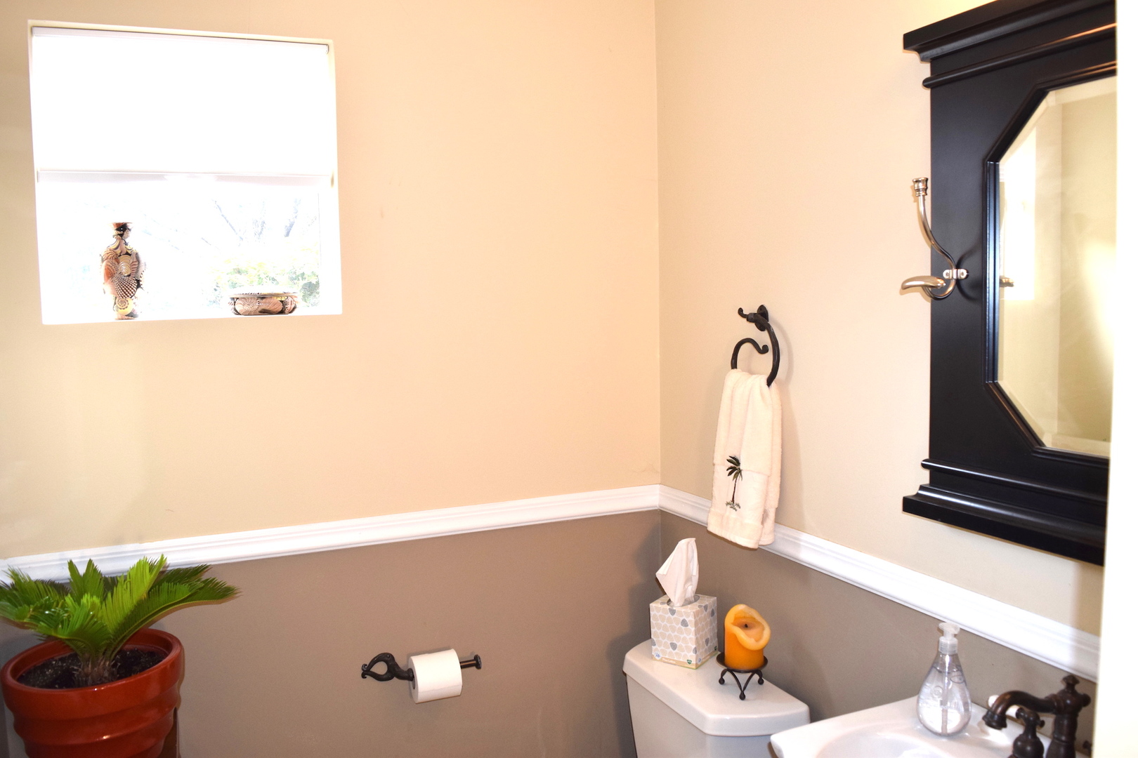 Undisclosed Address Elmhurst, IL 60126 - Photo 8 of 19