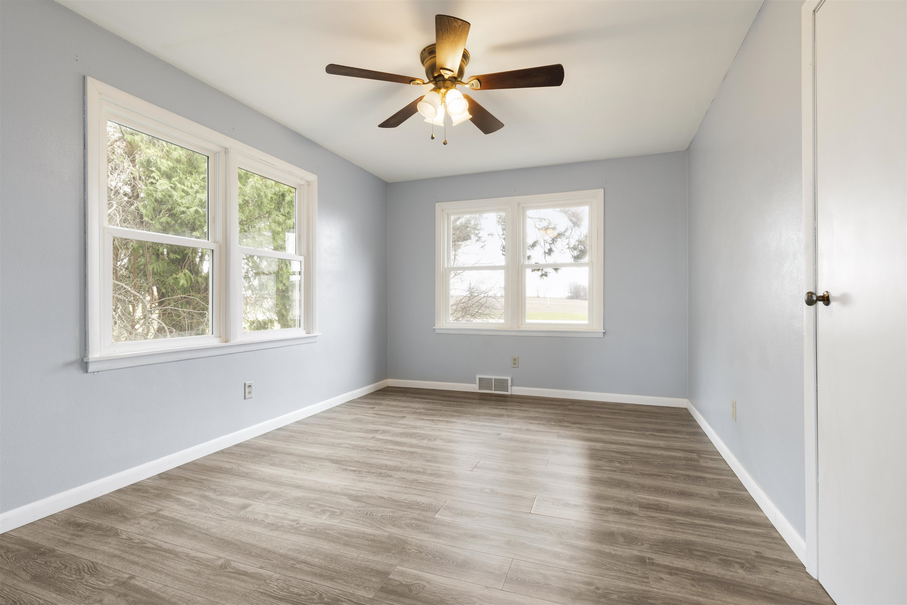 5292 Simpson Road Rockford, IL 61102 - Photo 9 of 21