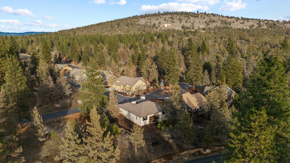 1092 Timber Ridge Loop Klamath Falls, OR 97601 - Photo 20 of 79