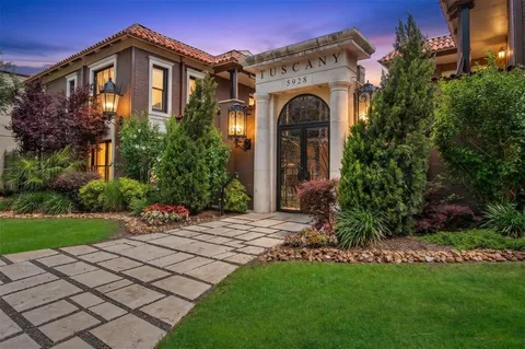 $355,000 | 5928 Sandhurst Lane, Unit 127, Dallas, TX 75206
