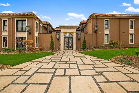 $355,000 | 5928 Sandhurst Lane, Unit 127, Dallas, TX 75206