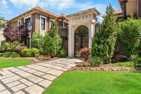 $355,000 | 5928 Sandhurst Lane, Unit 127, Dallas, TX 75206