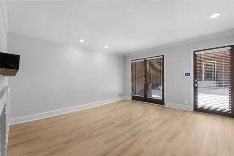 $355,000 | 5928 Sandhurst Lane, Unit 127, Dallas, TX 75206