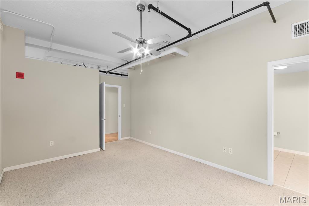 1501 Locust Street, Unit 909 St. Louis, MO 63103 - Photo 15 of 33