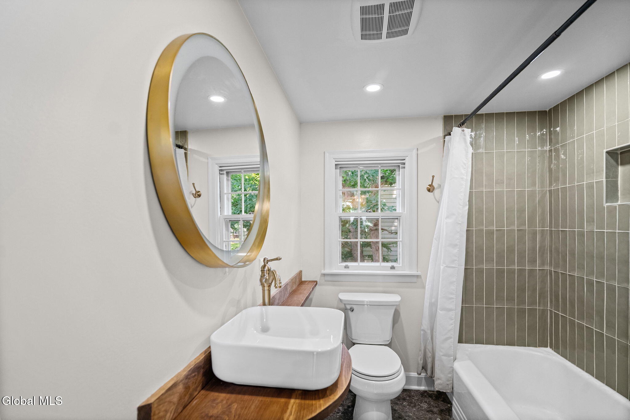 5 Woodridge Road Bethlehem, NY 12054 - Photo 25 of 51 15-web-or-mls-5-woodridge-rd
