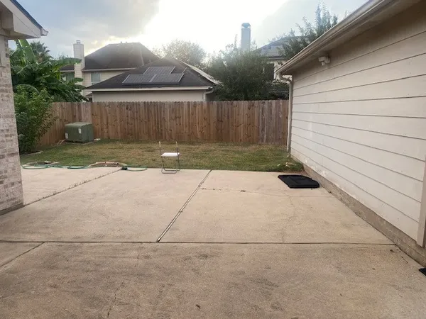 $3,200 | 3110 Aspen Hollow Lane, Sugar Land, TX 77479