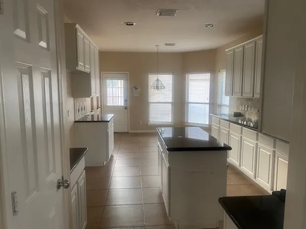 $3,200 | 3110 Aspen Hollow Lane, Sugar Land, TX 77479