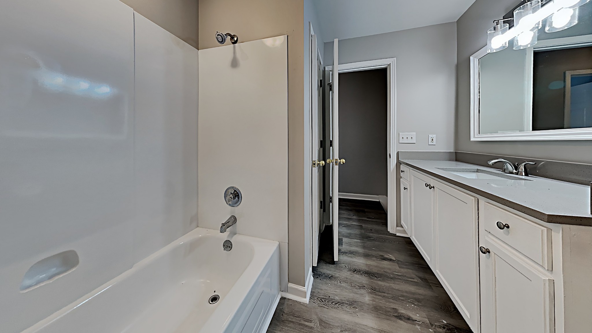 3549 Forest Park Road Springfield, TN 37172 - Photo 23 of 27 a bathroom with a bathtub and a sink