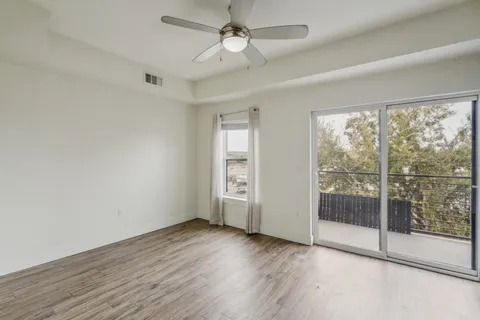 $120,000 | 6444 Burnet Road, Unit 305, Austin, TX 78757