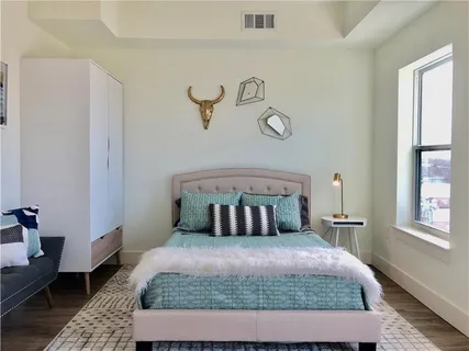 $120,000 | 6444 Burnet Road, Unit 305, Austin, TX 78757