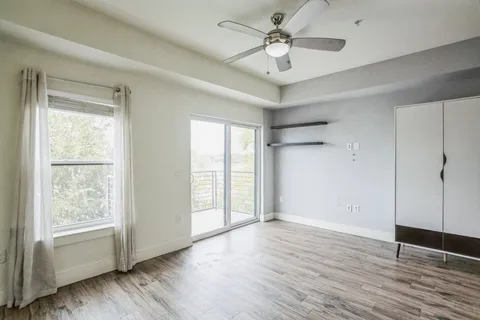 $120,000 | 6444 Burnet Road, Unit 305, Austin, TX 78757