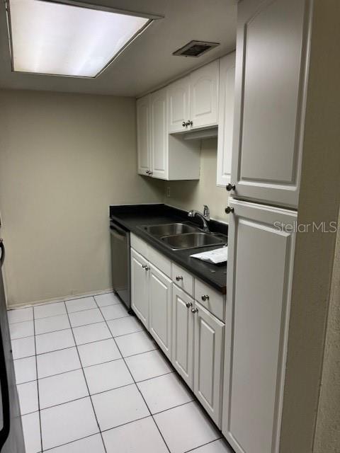 922 Lake Destiny Road, Unit F Altamonte Springs, FL 32714 - Photo 8 of 20 a kitchen with granite countertop a stove a sink and a refrigerator