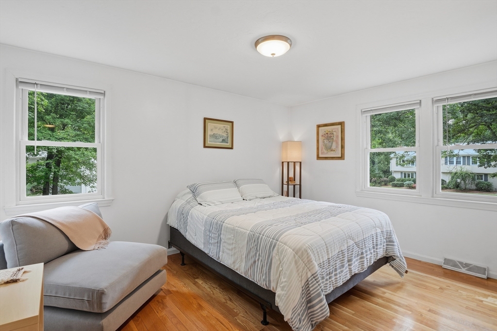 36 Valentine Road Northborough, MA 01532 - Photo 14 of 25 Gallery Image 14