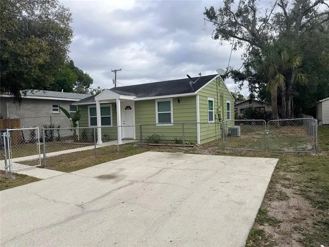 $234,000 | 2105 11th Street West, Bradenton, FL 34205