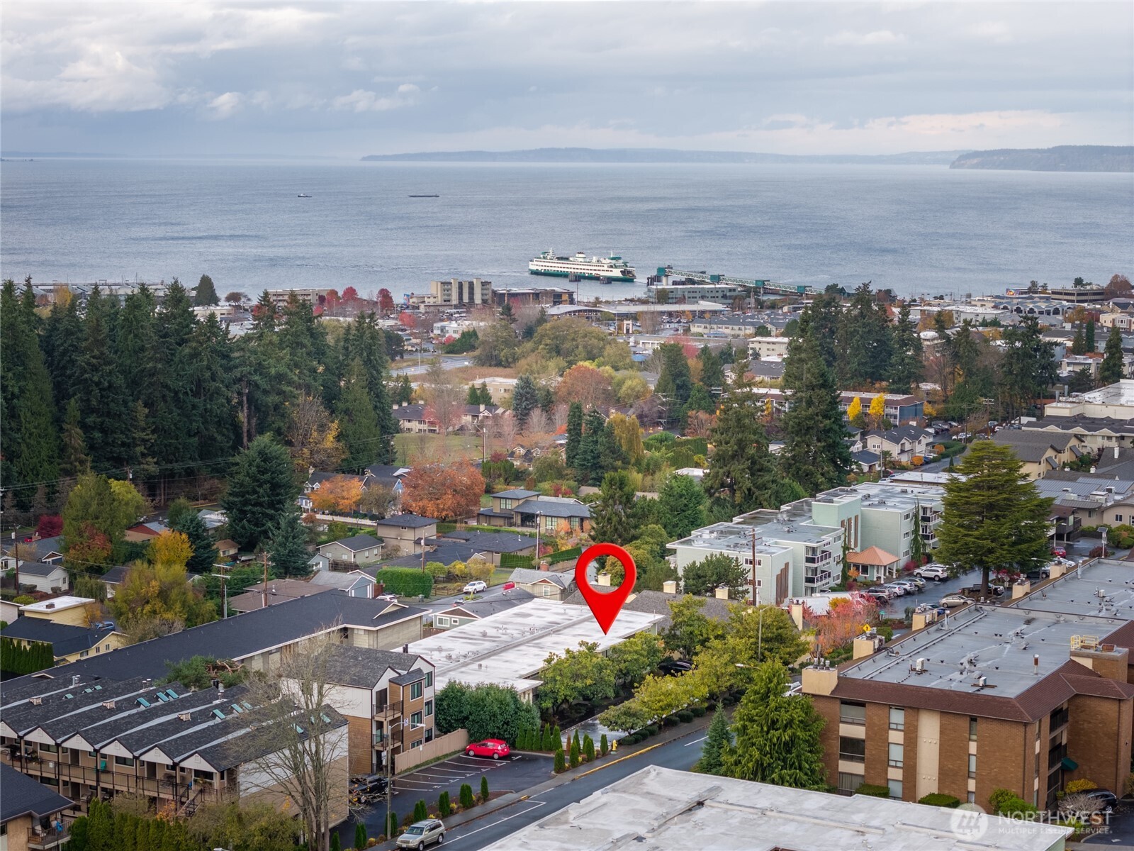 1020 5th Avenue South, Unit 8 Edmonds, WA 98020 - Photo 3 of 28 a view of a city