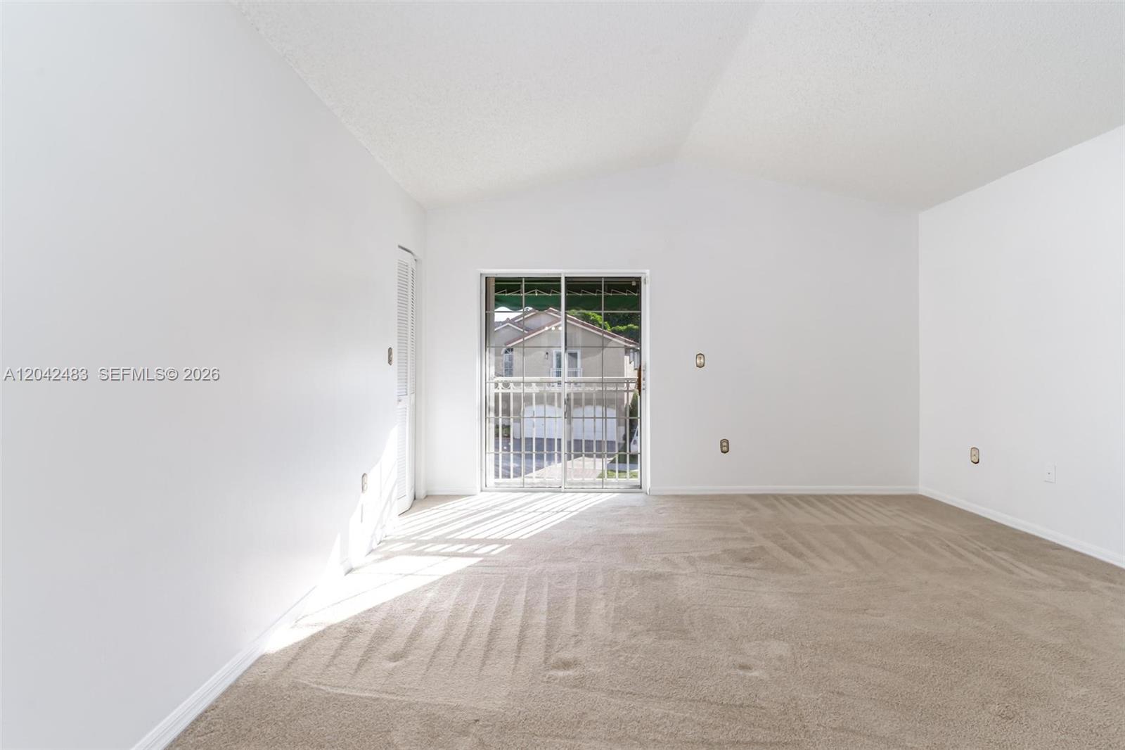 4671 Southwest 154th Place Miami, FL 33185 - Photo 21 of 31