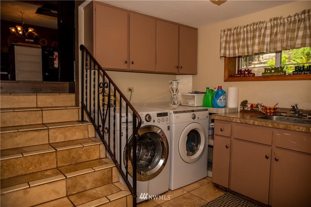 645 Clark Creek Road Longview, WA 98632 - Photo 14 of 34 Gallery Image 14
